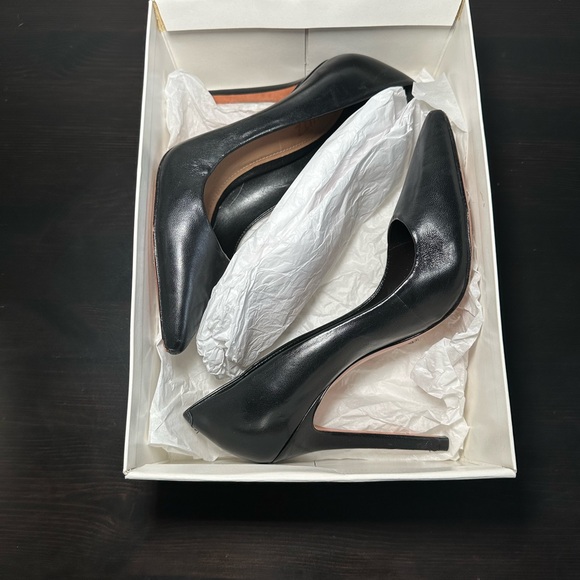 SCHUTZ LOU HIGH STILETTO BLACK PUMP - Picture 16 of 17